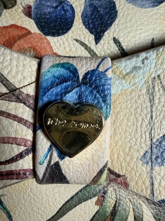 Betsey Johnson Floral Print Crossbody Bag purse with Bow Gold Chain - Picture 4 of 7